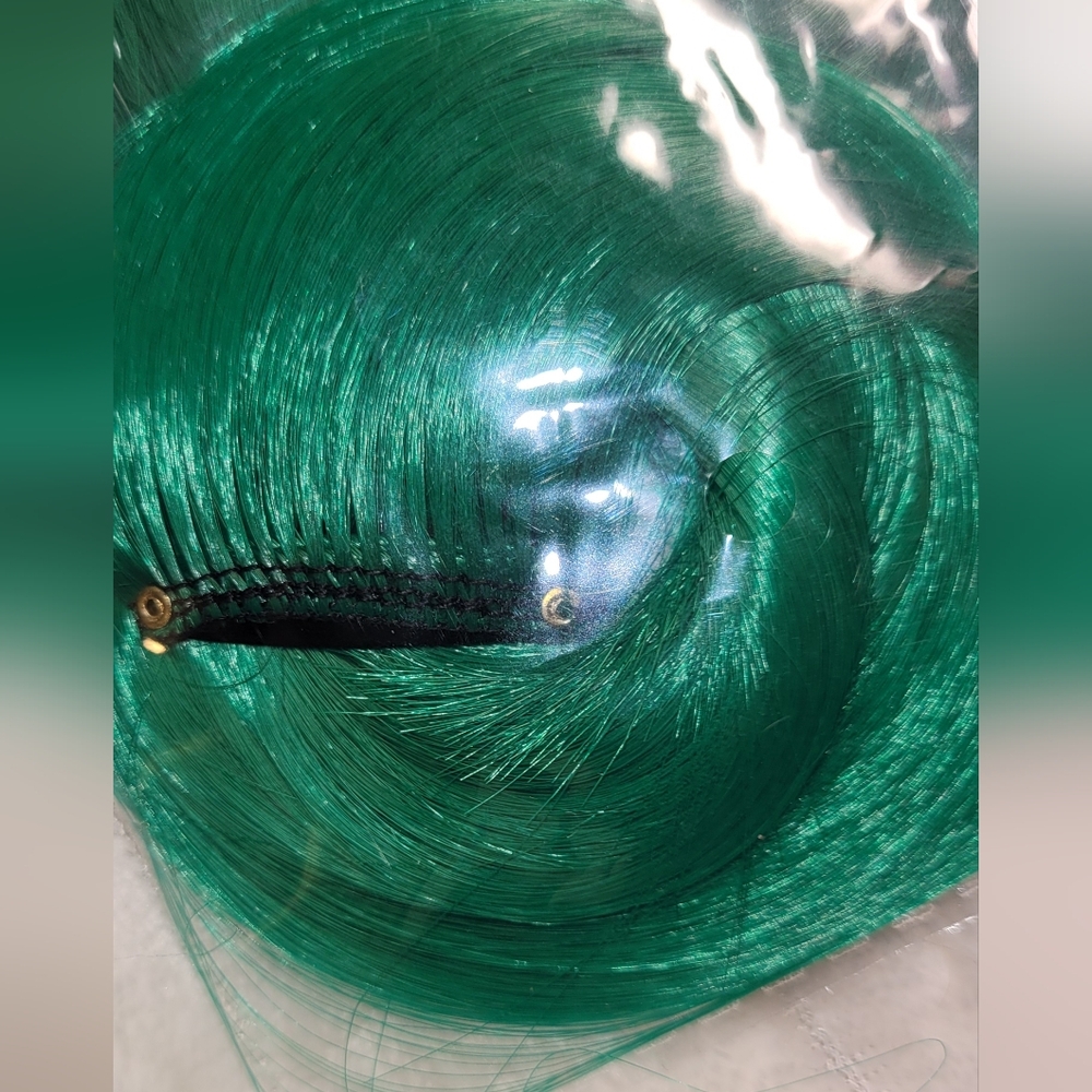 Emerald Green Hair Extensions By Feshfen, 5 Clips 22" Long - Picture 7 of 8